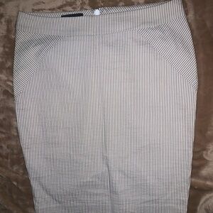 NWOT vintage Bebe Womens striped white/beige spandex polyester pencil skirt Sz 2